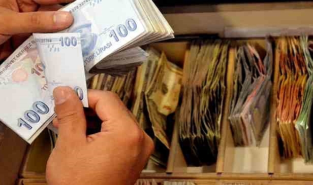 Geniş para arzı M3 yüzde 70,5 büyüdü