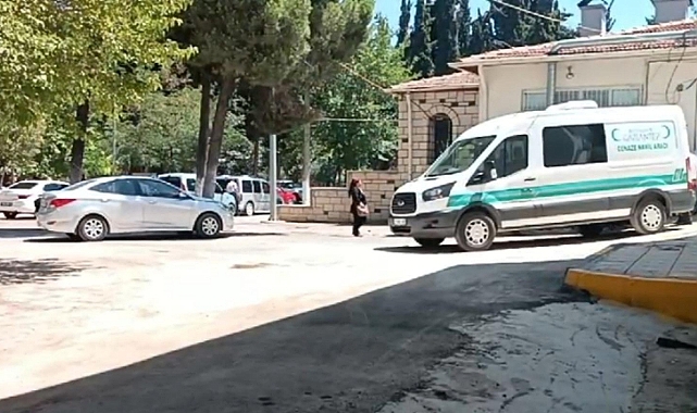 İki grubun silahlı kavgası genç kadını hayattan kopardı