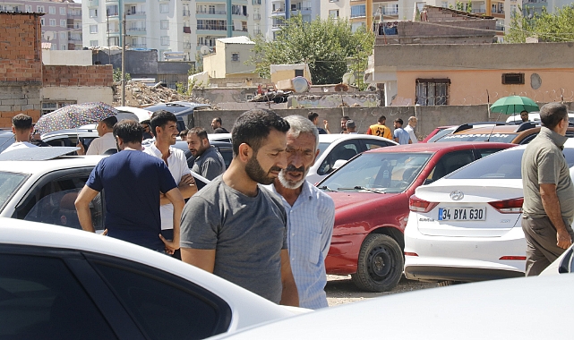 İkinci el oto pazarında 46 derece altında sıkı pazarlık   