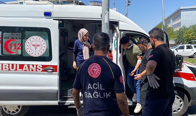 Üç aracın karıştığı kazada 3 kişi yaralandı