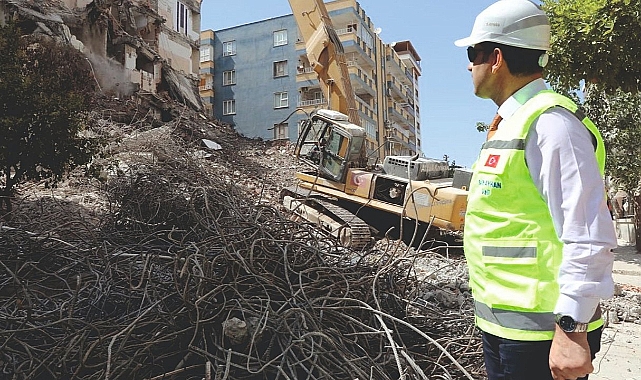 Vali Ayhan'dan yıkım eleştirilerine cevap!