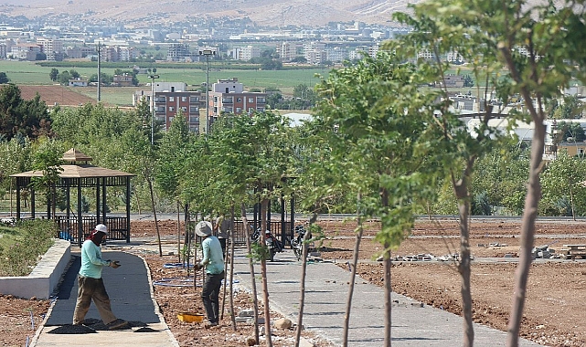 Yeşil ile mavi devasa parkta buluşacak