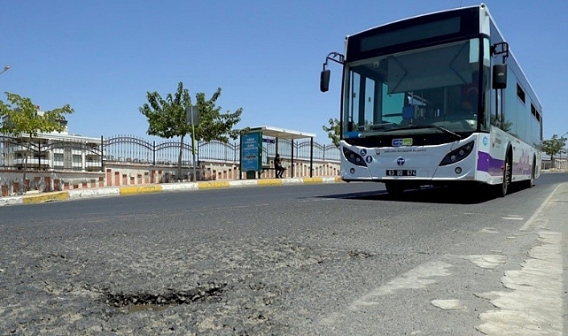 “64 numaralı otobüsler duraklarda çoğu zaman durmuyor”