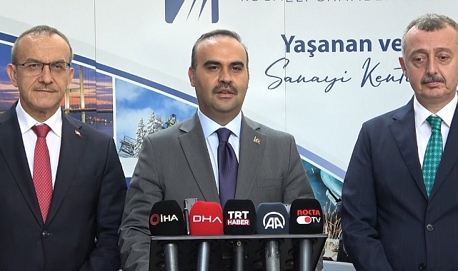 Bakan Kacır: “Türkiye’nin gerçekleştirdiği 30 milyar dolara yakın otomotiv ihracatının yüzde 25’ini tek başına Kocaeli gerçekleştirdi”