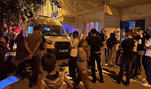 Husumetlilerin silahlı saldırısına uğrayan şahıs evinde hayatını kaybetti