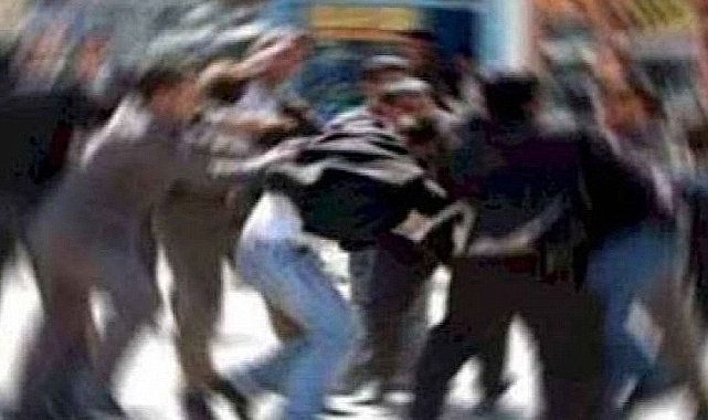 İki grup arasında kavgada