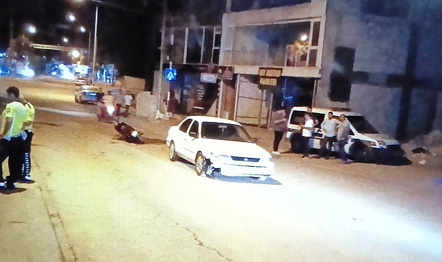 Otomobil ile motosiklet çarpıştı: 3 yaralı