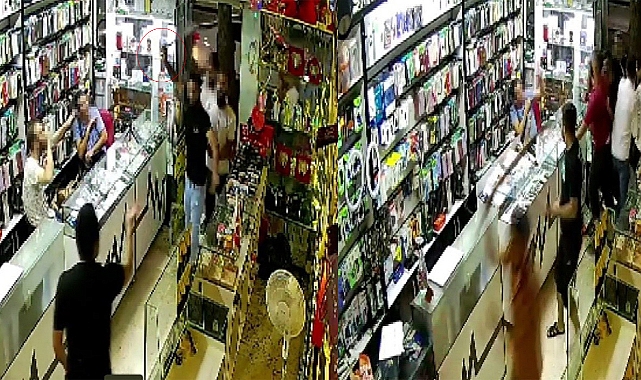 'Park’ kavgasında satır, sopa ve bıçaklarla dükkanı bastılar