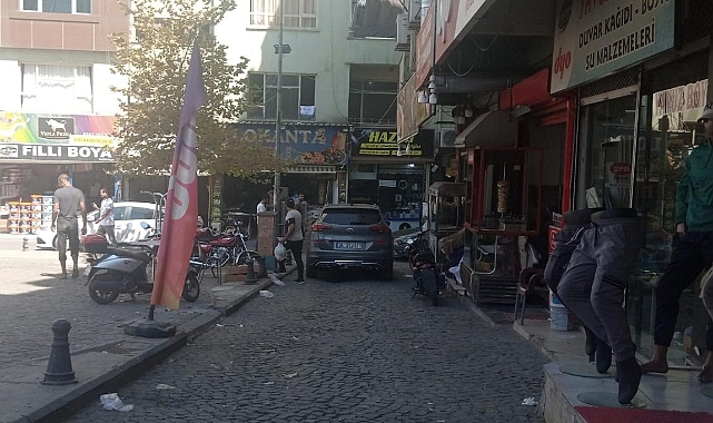 Şehrin göbeğinde zehir tacirleri kol geziyor!