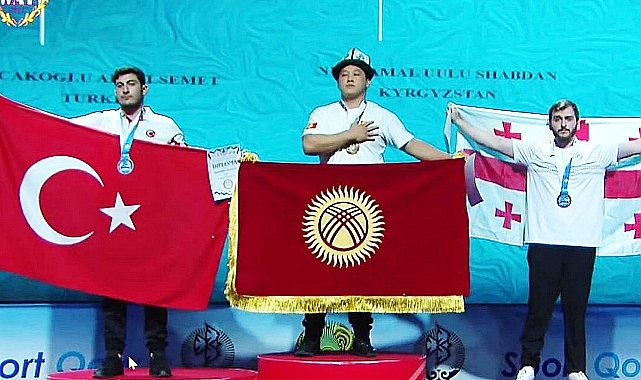 Urfalı sporcudan Kazakistan'da büyük başarı