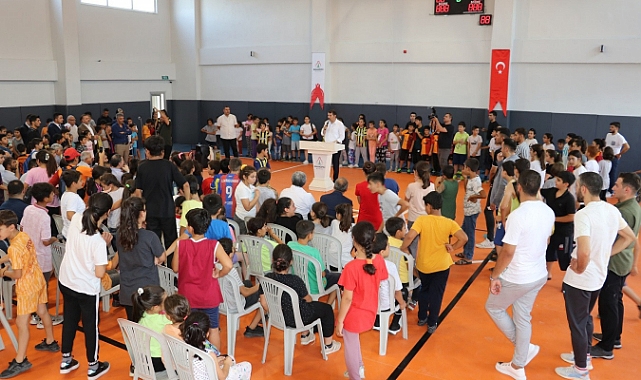 Vatandaşlardan Kapalı Spor Salonuna yoğun ilgi