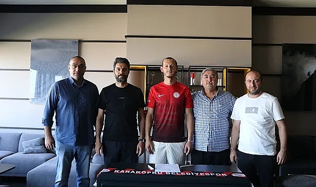 Yeni transfer imzayı attı