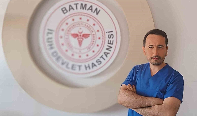 54 yaşındaki hastanın karnında bulunan dev tümör başarıyla çıkarıldı