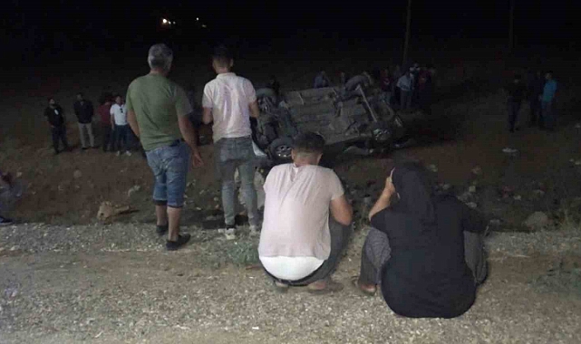 Eşini hastaneye götürürken kaza yaptı: 1 ölü, 3 yaralı