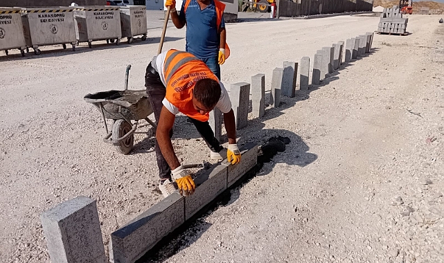 Karaköprü Belediyesinden kaldırım ve parke çalışması