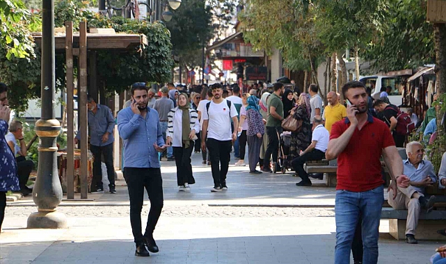 Prof. Dr. Abdurrahman Şenyiğit: "Eris varyantının yayılım özelliği çok fazladır"