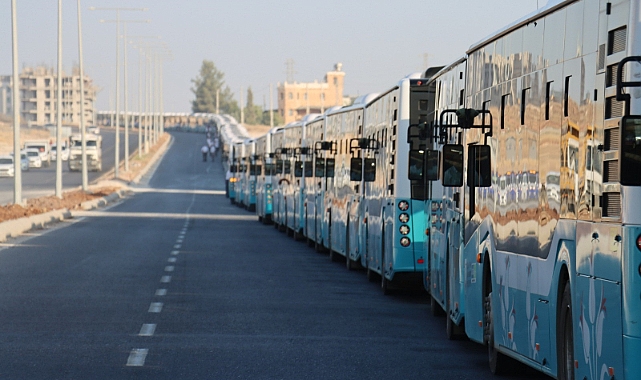 Şehir merkezinde 750 araçla gövde gösterisi   