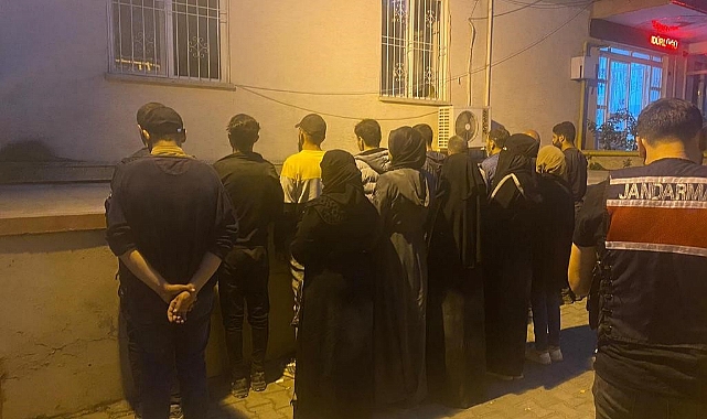 16 kaçak göçmen yakalandı