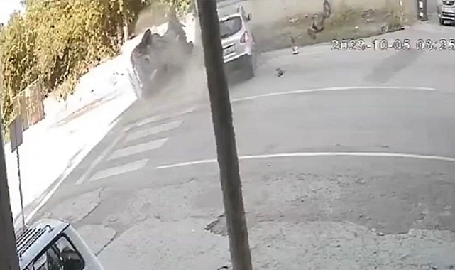 3 kişinin yaralandığı kazanın görüntüleri ortaya çıktı