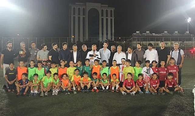 A Milli Takımın efsane futbolcuları Urfa'da