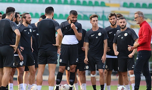 Eksikler 'Buz' gibi göze çarpıyor