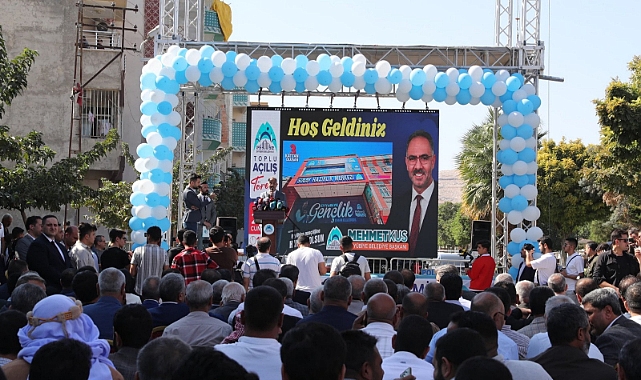 Eyyübiye’de ki gençlik merkezleri törenle açıldı