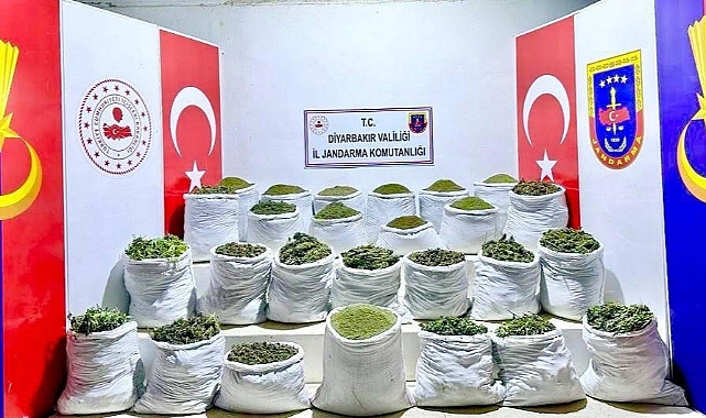 Terörün finans kaynağına darbe: 1 ton 640 kilo esrar ele geçirildi