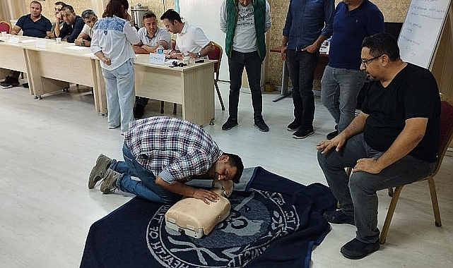 Trafik polislerine ilkyardım eğitimi