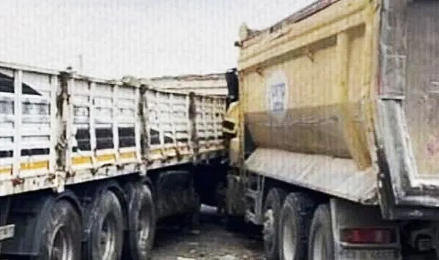 Urfa&#039;da kamyon ile TIR çarpıştı