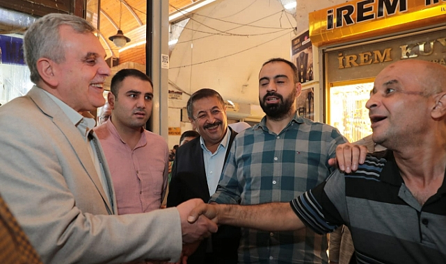 Beyazgül’den esnaf ziyareti