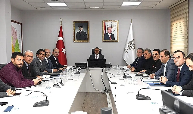 Deprem konutlarında çalışmalar devam ediyor