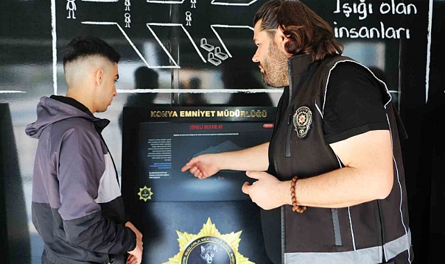 Narkotik eğitim tırına yoğun ilgi