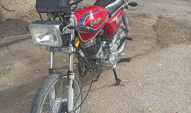 Park halindeki motosiklet çalındı