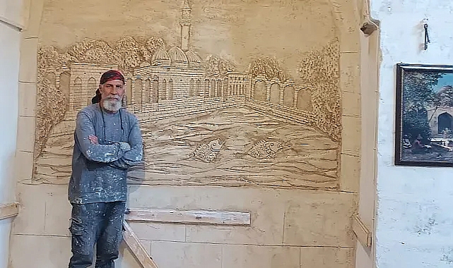 Suriyeli Heykeltıraş Balıklıgöl'ü resmetti