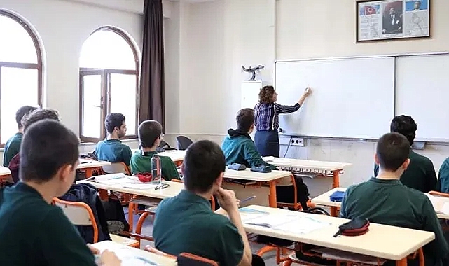81 ile yazı gönderildi: Sınıf annesi uygulaması yasaklandı!