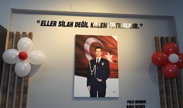 Asrın felaketinde hayatını kaybeden polis memuru yapay zekayla konuştu
