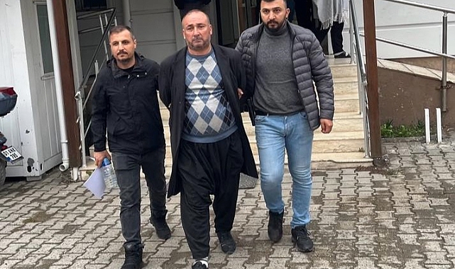 Başına kasa ile vurulan kişi hayatını kaybetti