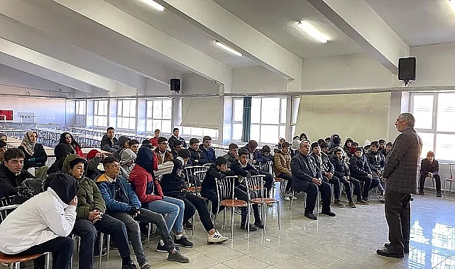 Bozova'da bağımlılıkla mücadele semineri düzenlendi
