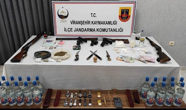 Eğlence mekânına operasyon