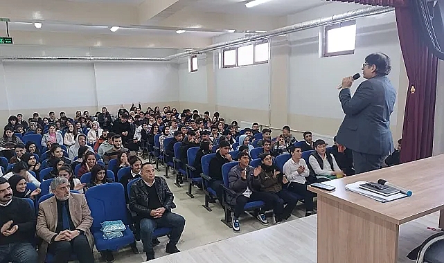 Hilvan ve Siverek'te bağımlılıkla ile ilgili seminer verildi