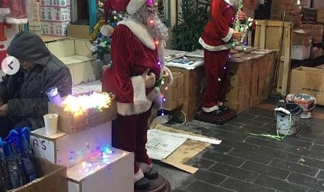 Yılbaşı için süslemeler yapılmaya başlandı