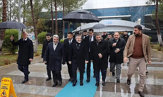 Eski bakan Nurettin Nebati, Urfa'ya geldi