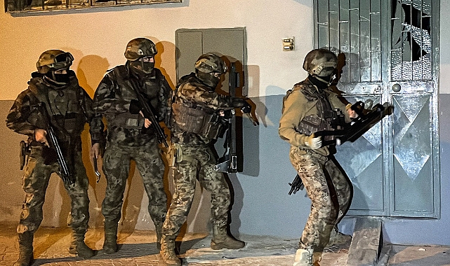 INTERPOL tarafından kırmızı bültenle aranan 42 suçluya KAFES-31 operasyonu