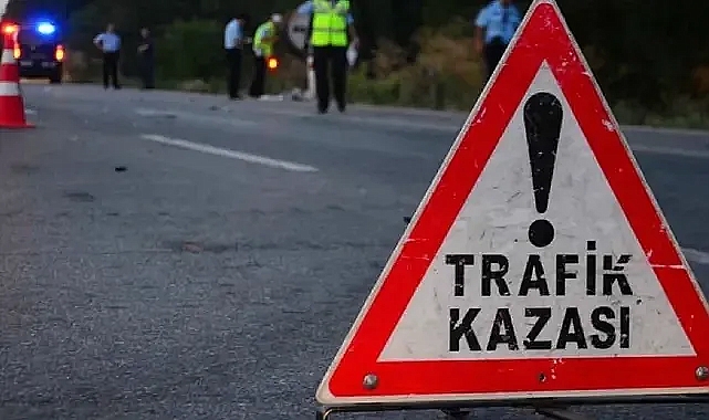 Otomobil şarampole devrildi: 1 ölü, 2 yaralı
