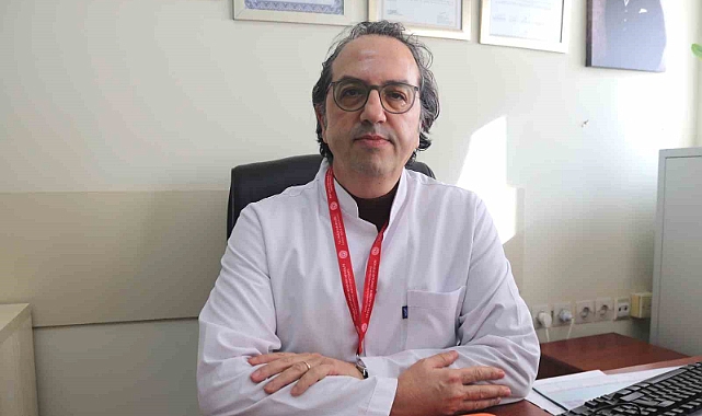 Prof. Dr. Alper Şener: “Hasta olan çocuklar okula gitmemeli”