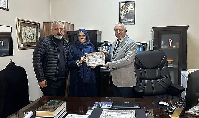 Ukraynalı Olena Mınıeıeva Urfa'da Müslüman oldu
