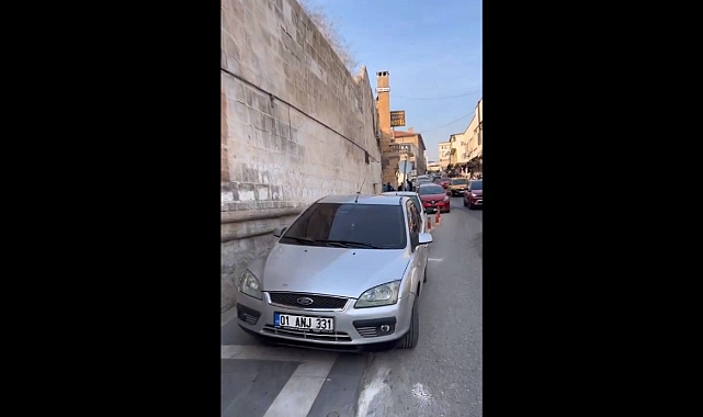Urfa’da yol ve kaldırım işgali aldı başını gidiyor!