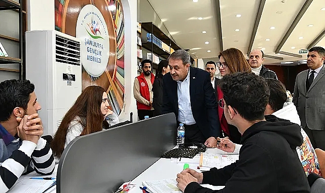 Vali Şıldak, pazar gününü gençlere ayırdı