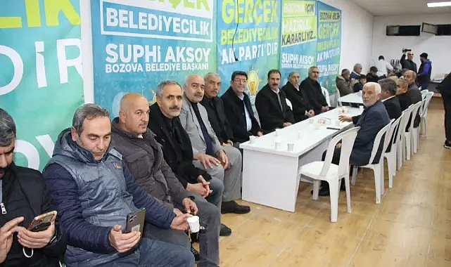 Başkan Aksoy seçim bürosunda sevenleri ile buluştu
