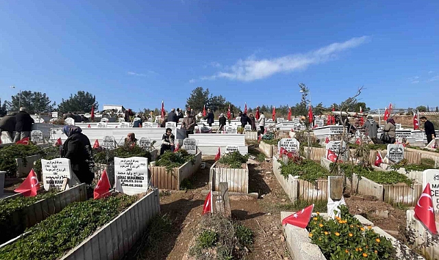 Depremde yakınlarını kaybedenler için 6 Şubat’ta hayat durdu